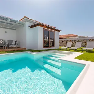 Luxury Paula's Dream Private Pool By Holidays , Corralejo Spain